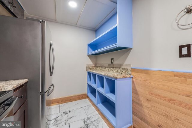9437 CHADBURN PL, Montgomery Village, MD 20886
