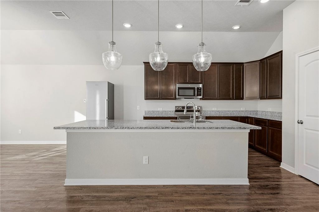 3465 Lockett Hall Circle, Bryan, TX 77808 — photo 4