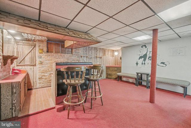 235 CIRCLE DR, Catasauqua, PA 18032