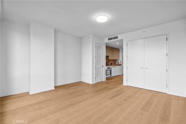 877 Francisco Street 1818, Los Angeles, CA 90017