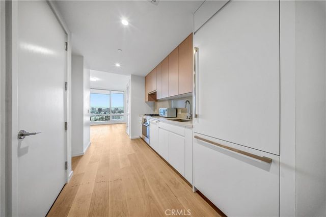 877 Francisco Street 1818, Los Angeles, CA 90017