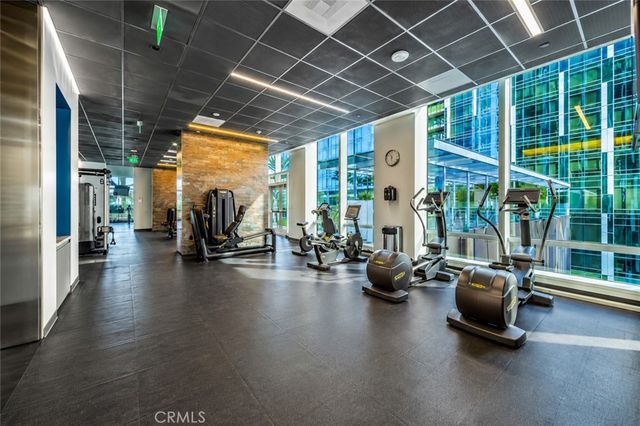 877 Francisco Street 1818, Los Angeles, CA 90017