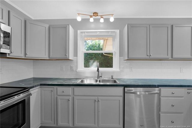 126 Old Gate Road, Fayetteville, NC 28314