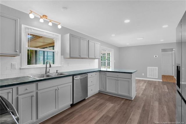 126 Old Gate Road, Fayetteville, NC 28314