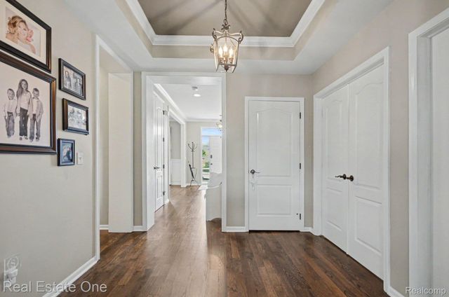 1809 Cheshire Lane, Commerce Charter Township, MI 48382
