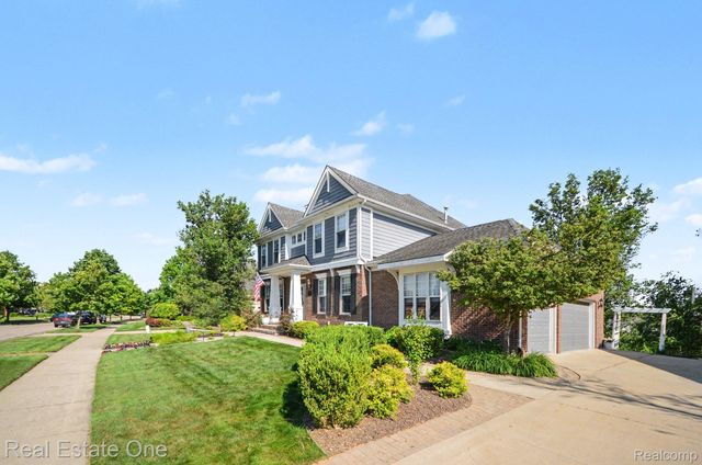 1809 Cheshire Lane, Commerce Charter Township, MI 48382