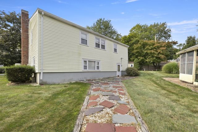 8 Russell Road, Whitman, MA 02382