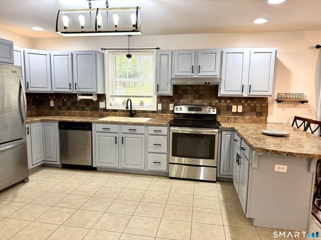 19 McKenna Avenue, Griswold, CT 06351