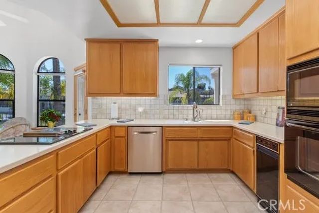 30181 Swan Point, Canyon Lake, CA 92587