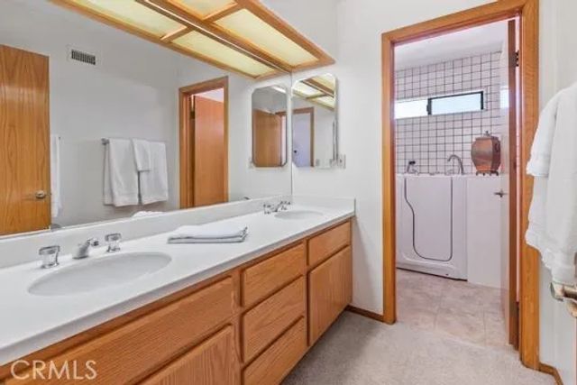 30181 Swan Point, Canyon Lake, CA 92587