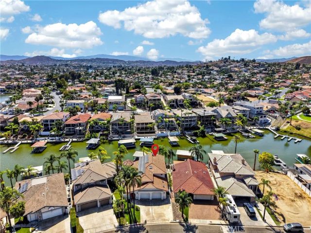 30181 Swan Point, Canyon Lake, CA 92587