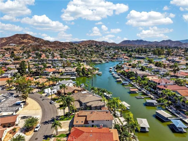 30181 Swan Point, Canyon Lake, CA 92587