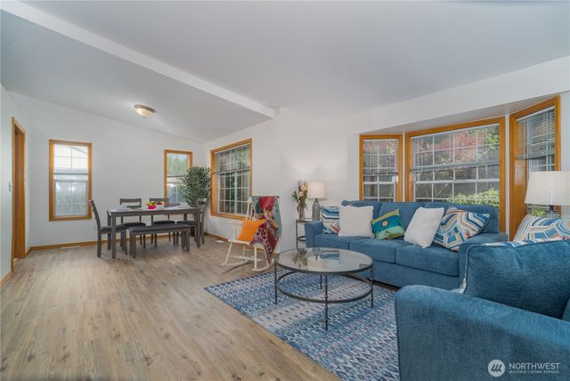 2928 Briar Lea Loop SE, Olympia, WA 98501
