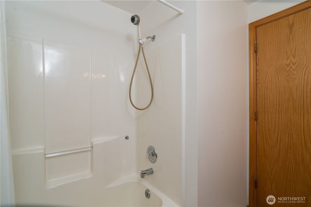 2928 Briar Lea Loop SE, Olympia, WA 98501