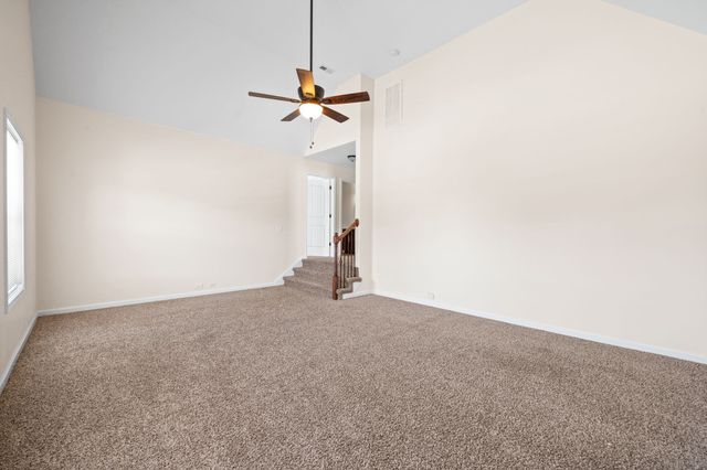 1214 Snowball Ln, Clarksville, TN 37042