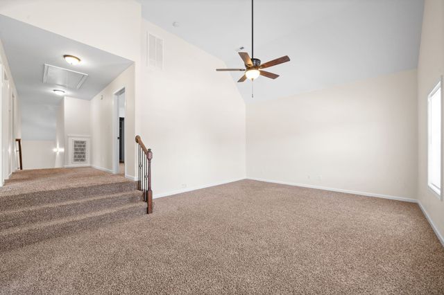 1214 Snowball Ln, Clarksville, TN 37042