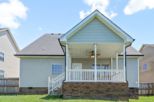 1214 Snowball Ln, Clarksville, TN 37042