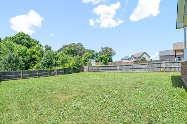 1214 Snowball Ln, Clarksville, TN 37042