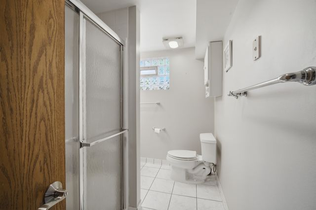 1322 Brook Lane, Glenview, IL 60025