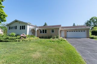 1322 Brook Lane, Glenview, IL 60025