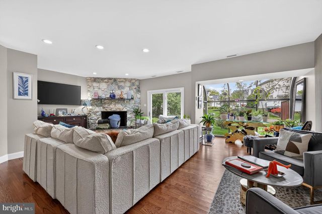 1411 CHANTICLEER, Cherry Hill, NJ 08003