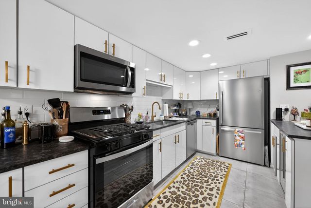 1411 CHANTICLEER, Cherry Hill, NJ 08003