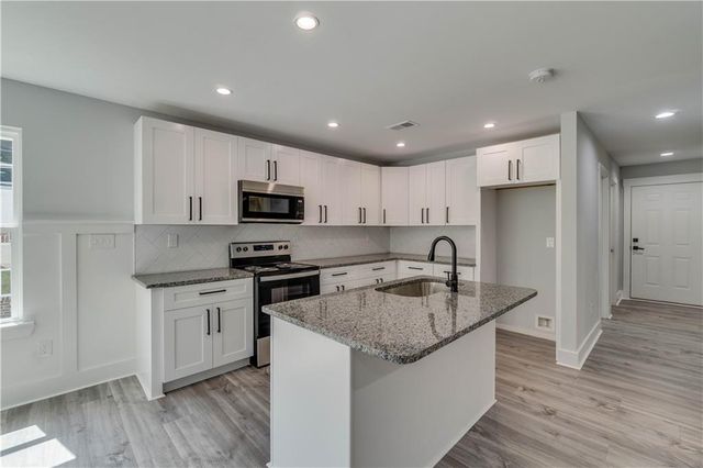 2389 A Highpoint Road, Snellville, GA 30078