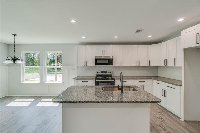 2389 A Highpoint Road, Snellville, GA 30078