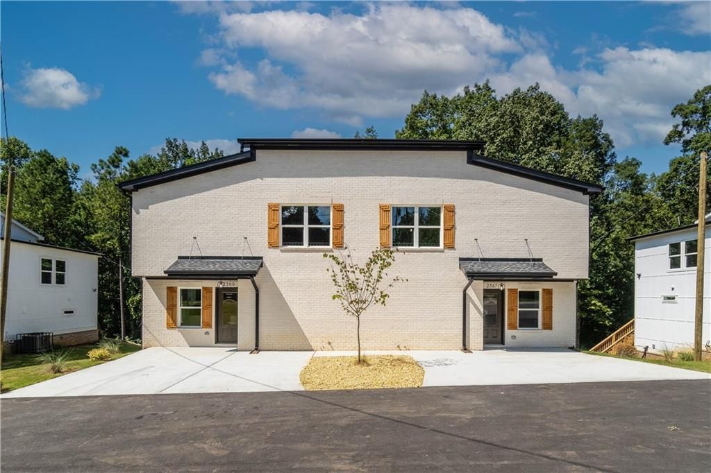 2389 A Highpoint Road, Snellville, GA 30078