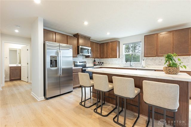 4156 Weeping Willow Drive, Dayton, OH 45404