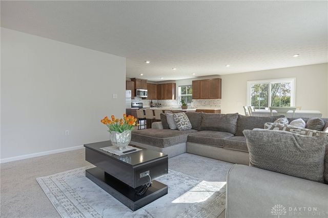 4156 Weeping Willow Drive, Dayton, OH 45404
