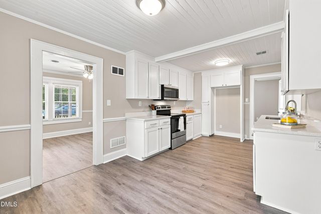 209 N Watauga Avenue, Dunn, NC 28334