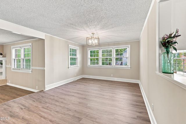 209 N Watauga Avenue, Dunn, NC 28334