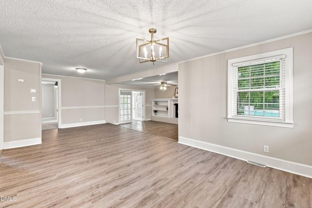 209 N Watauga Avenue, Dunn, NC 28334