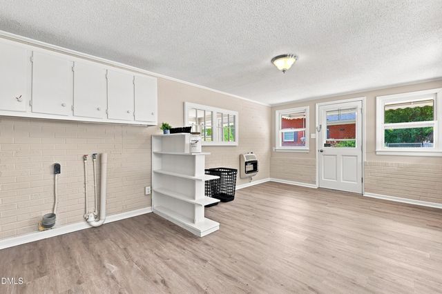 209 N Watauga Avenue, Dunn, NC 28334