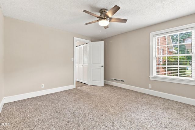 209 N Watauga Avenue, Dunn, NC 28334