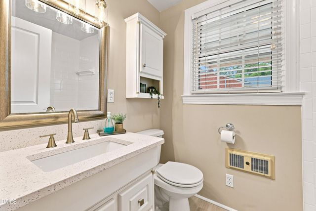 209 N Watauga Avenue, Dunn, NC 28334