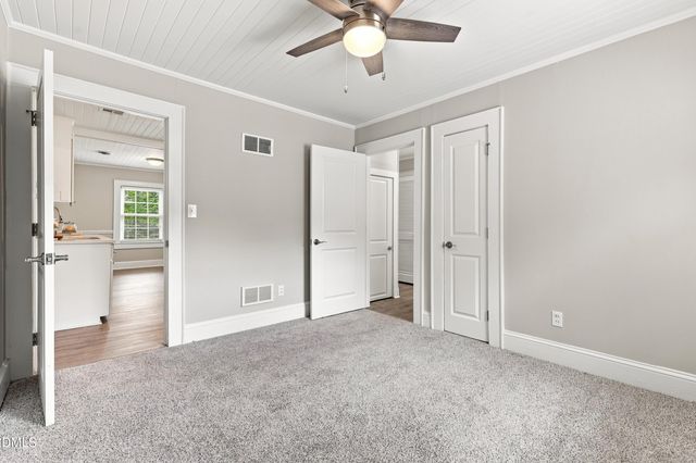209 N Watauga Avenue, Dunn, NC 28334