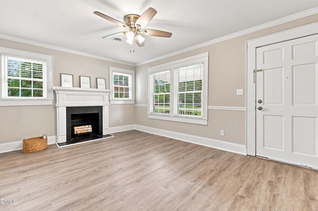 209 N Watauga Avenue, Dunn, NC 28334