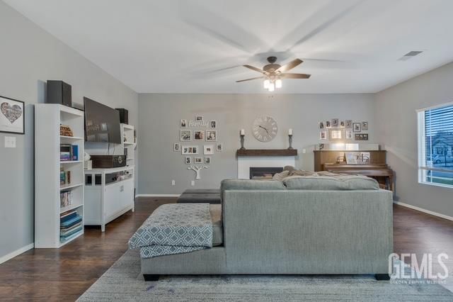 11408 N Presidential Road, Bakersfield, CA 93312