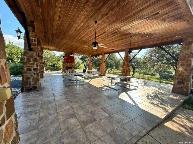 2117 Alto Lago, Canyon Lake, TX 78133