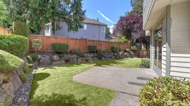 10711 177th Court NE, Redmond, WA 98052