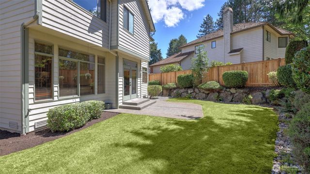 10711 177th Court NE, Redmond, WA 98052