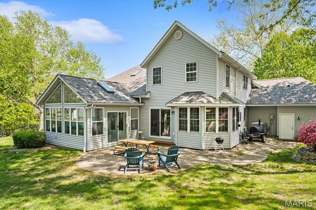 913 Glen Hollow Drive, O'fallon, IL 62269