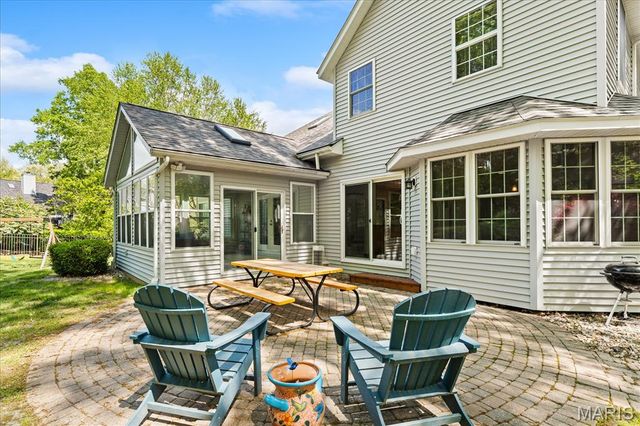 913 Glen Hollow Drive, O'fallon, IL 62269