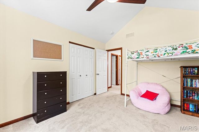 913 Glen Hollow Drive, O'fallon, IL 62269