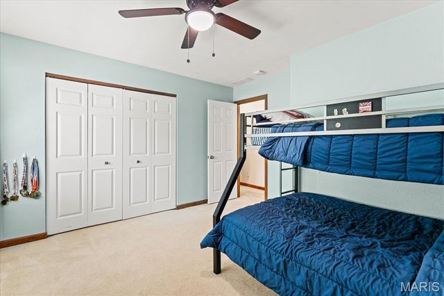 913 Glen Hollow Drive, O'fallon, IL 62269
