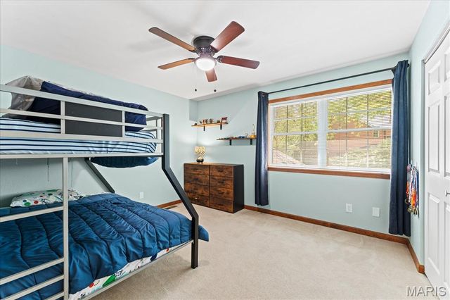 913 Glen Hollow Drive, O'fallon, IL 62269
