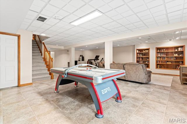 913 Glen Hollow Drive, O'fallon, IL 62269