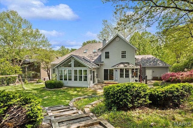 913 Glen Hollow Drive, O'fallon, IL 62269
